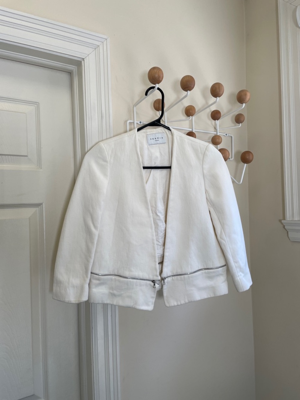 Sandro Paris - Short Blazer Style Jacket - White - 38 or Small